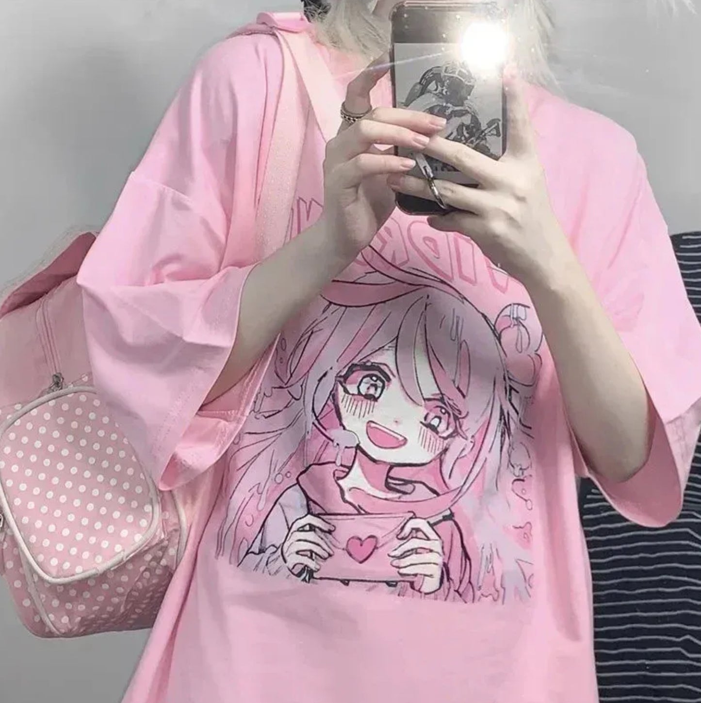 Yuno Graphic Tee