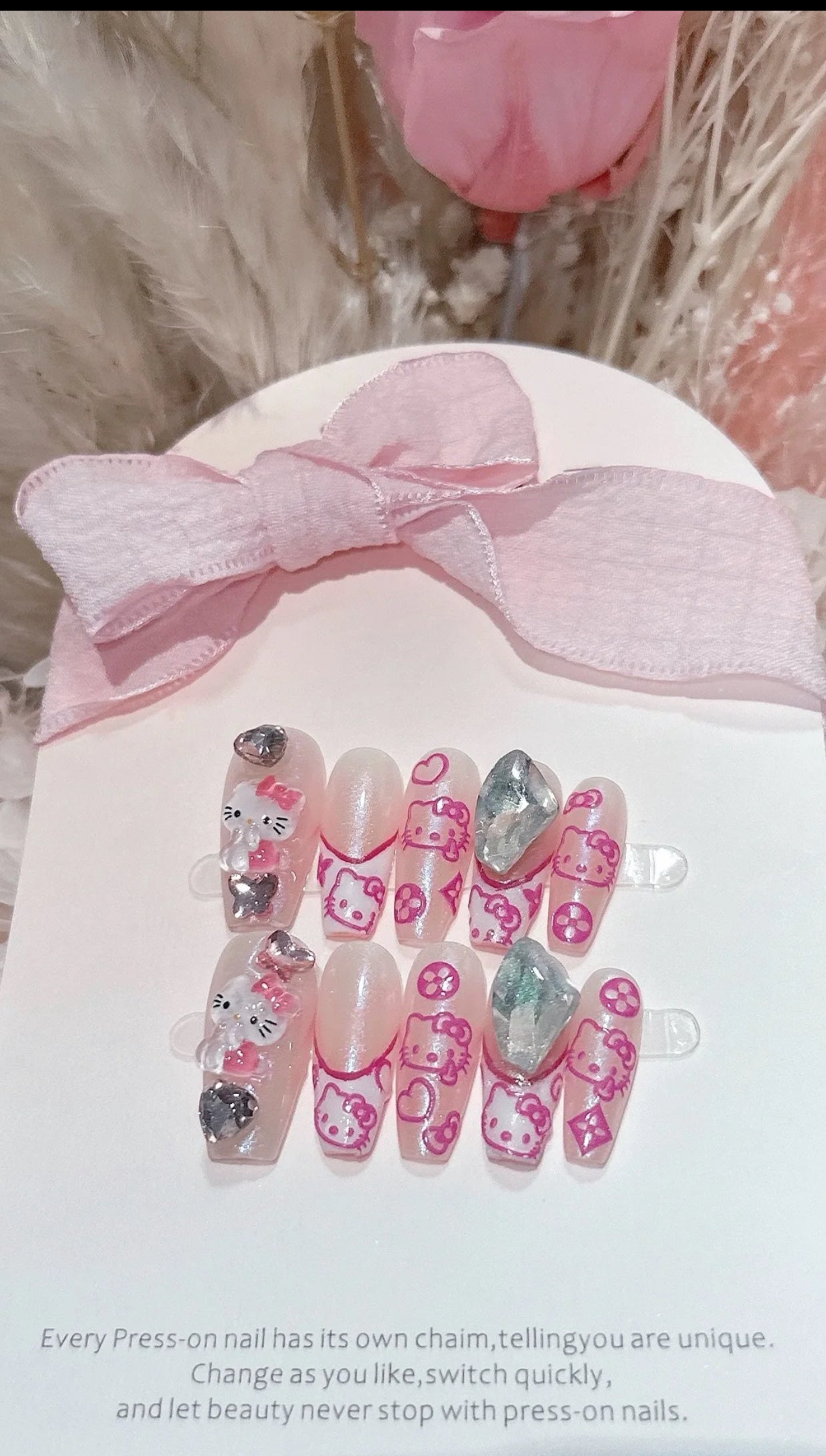 Sanrio Bejewelled Nail Set