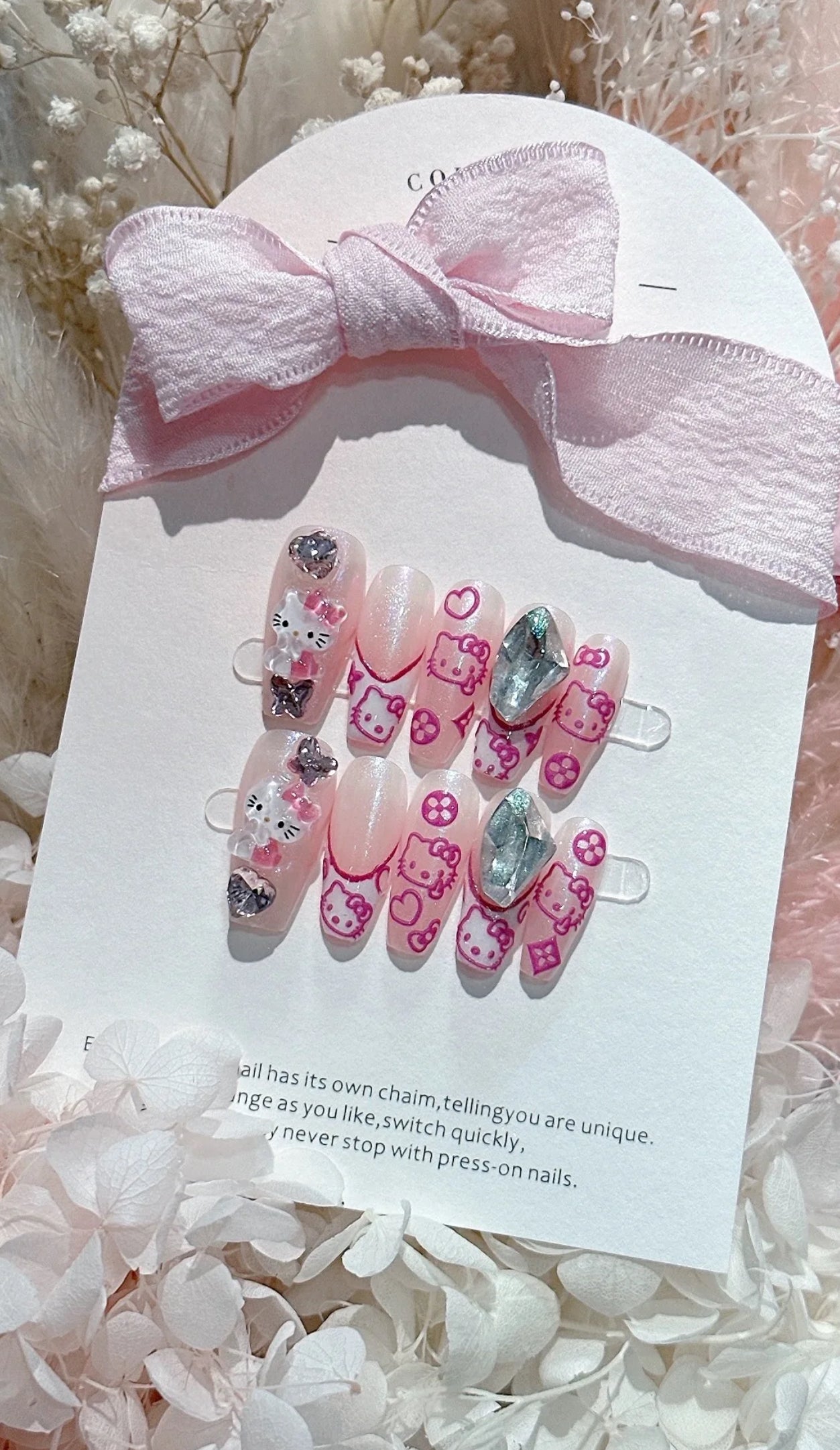 Sanrio Bejewelled Nail Set